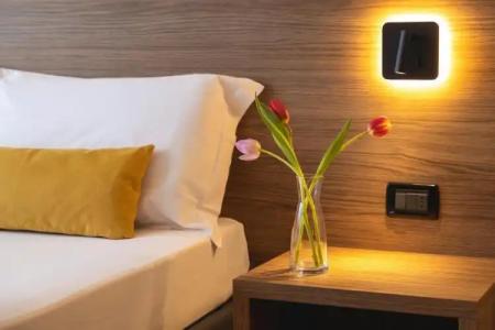 Hi - Wellness & Spa - 90