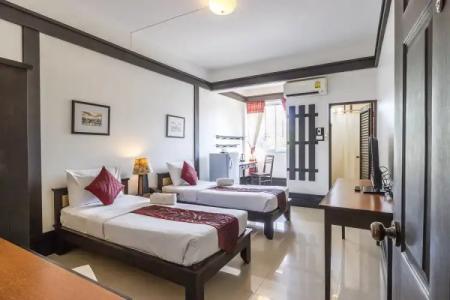 Sakulchai Place - 100