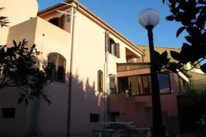 B&B Mariposa, Marausa
