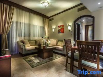 First Central Suites - 125