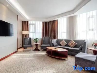 Siam View and Residence - 108