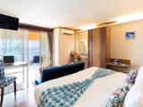 Premier room