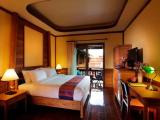 Superior Double room with pool view