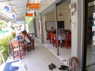 Pineapple Guesthouse - 25