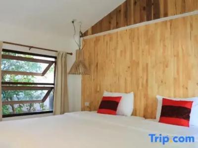 Changmoi House (Little Village) - 208