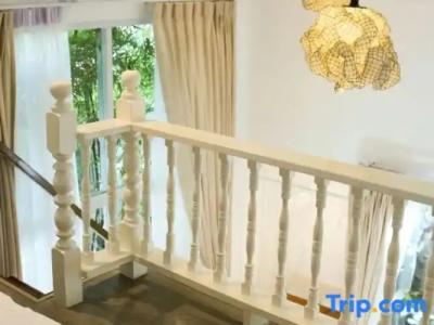 Changmoi House (Little Village) - 216