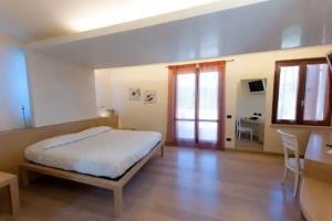 Guest House «Valle Rosa Country House», Spoleto