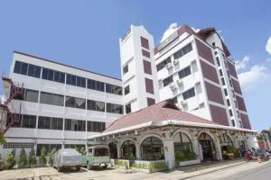 OYO 1096 Winner Inn Hotel