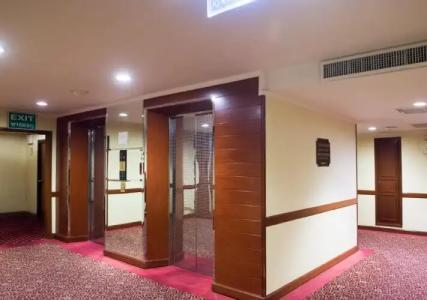 The Palazzo - 9