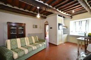 Seravezza - Hotels