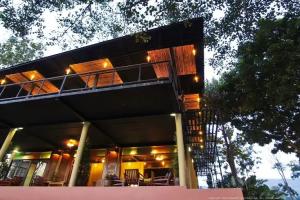 Boutique Raft Resort, Ban Kaeng Raboet