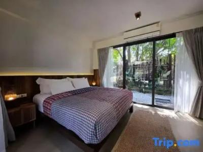 La A Natu Bed & Bakery - 221