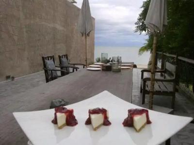 La A Natu Bed & Bakery - 10