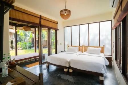 La A Natu Bed & Bakery - 208