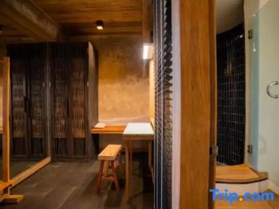 La A Natu Bed & Bakery - 125