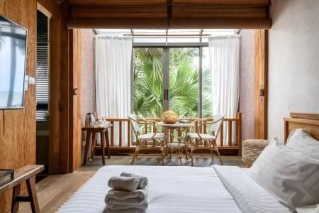 La A Natu Bed & Bakery - 128