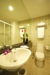 Bangkok Loft Inn - 10