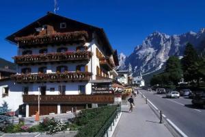 FIORI Dolomites Experience Hotel, San Vito di Cadore