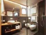 Suite with mountain view