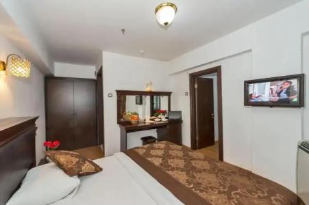 Kuran International - 50