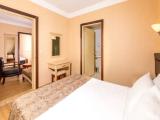 Quadruple Family Suite