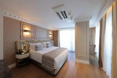 Golden Horn Istanbul - 142