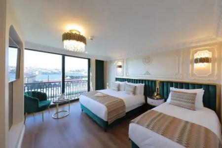 Golden Horn Istanbul - 111