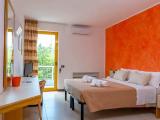Comfort room with balcony