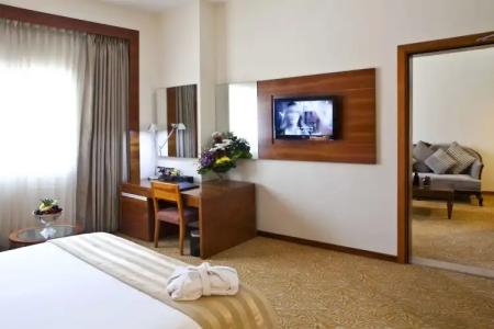 Landmark Grand - 110
