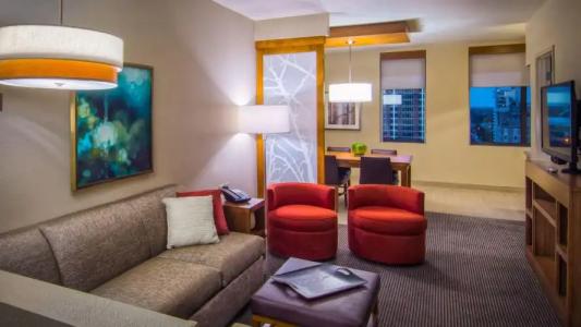 Hyatt Place Charlotte Downtown