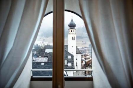 Post - Tradition & Lifestyle Adults Only - 11