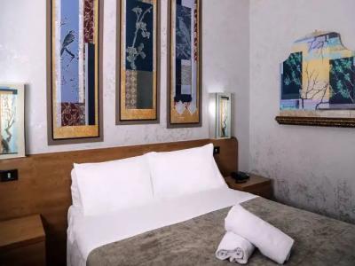 Roma Room - 11