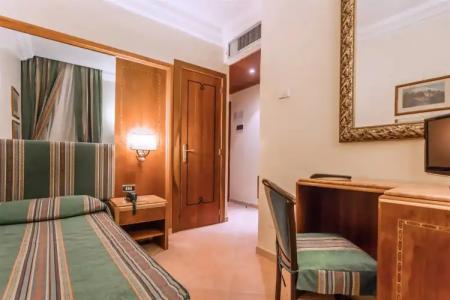 Raeli Archimede - 4