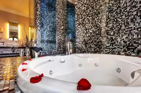 Dharma Luxury - 205