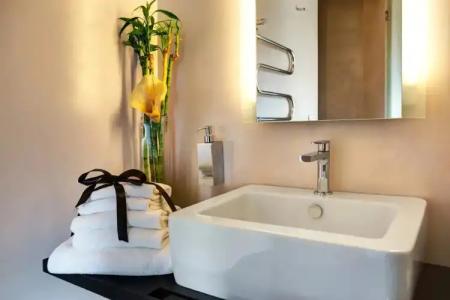 Dharma Luxury - 203