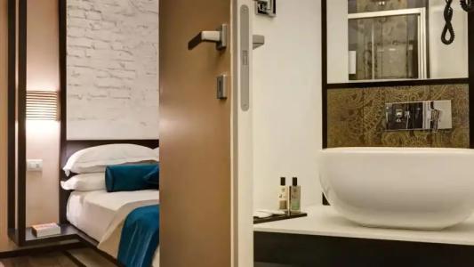 Dharma Luxury - 144