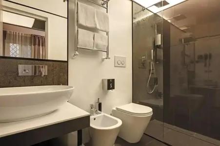 Dharma Luxury - 121