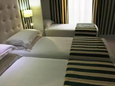 Relais Trevi 95 Boutique - 52