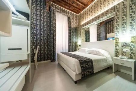 Relais Trevi 95 Boutique - 62