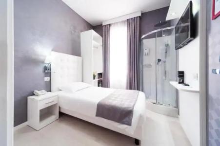 Relais Trevi 95 Boutique - 39