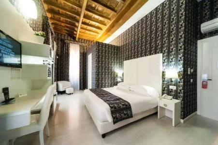 Relais Trevi 95 Boutique - 84