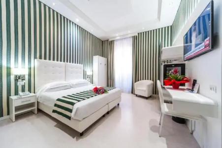 Relais Trevi 95 Boutique - 77