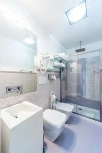 Relais Trevi 95 Boutique - 24