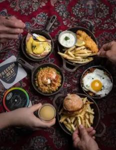 Downtown Grand & Casino - 14