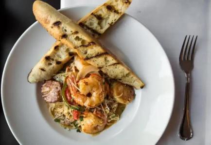 Downtown Grand & Casino - 12