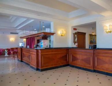 Executive La Fiorita - 1
