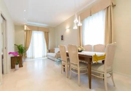 ApartEngland - 46