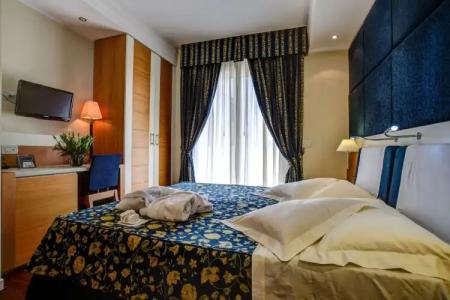 ApartEngland - 22