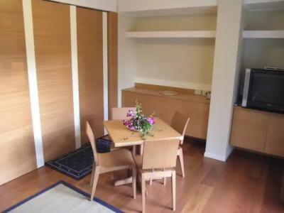 ApartEngland - 57