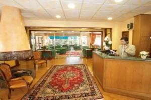 Hotel Mondial, Rapallo